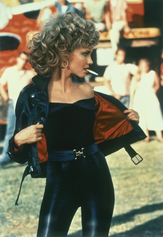 6 Halloween Costumes Ideas With Our Corset Leggings